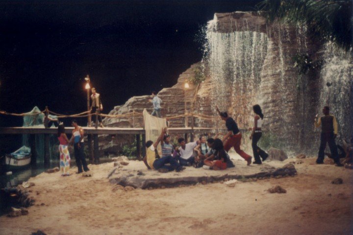 space-design-art-direction-3